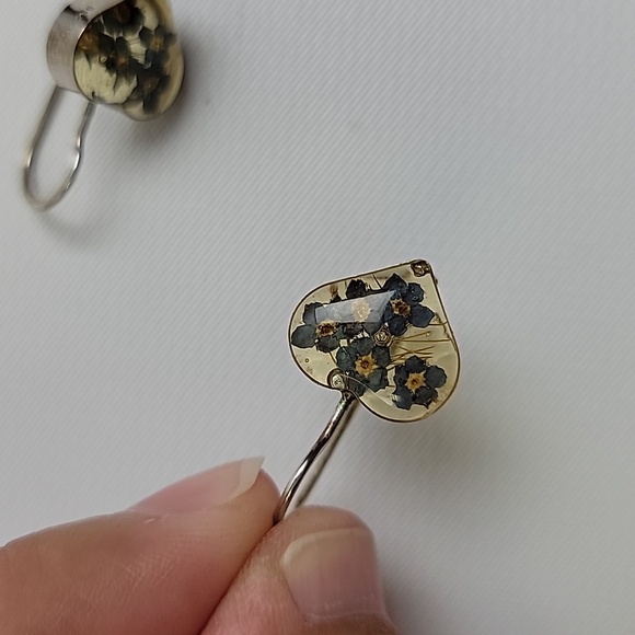 Sterling silver real flower earrings - Picture 3 of 4